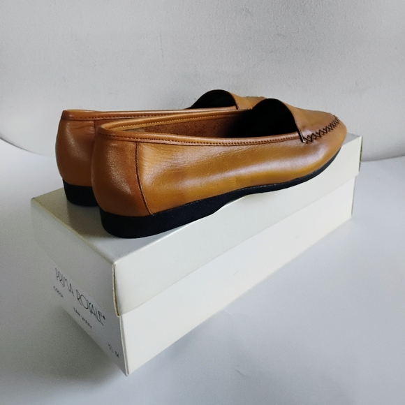 Rare Vintage Prima Royale Coastal Tan Waxy Leather Loafer Flats - Picture 1 of 15